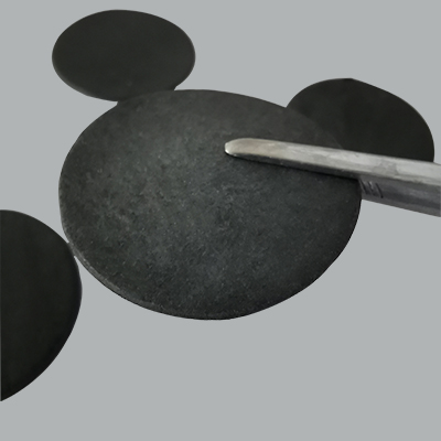 碳(tàn)纖維導(dao)熱墊片(pian)