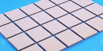 無(wu)矽導熱墊(nian)片